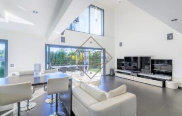 Amazing modern villa for sale in Mougins, close to Mougins school