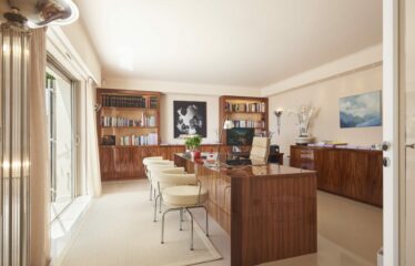 Amazing villa in Mougins center panoramic sea view