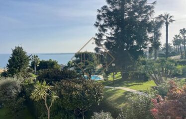 Cannes Californie – VUE MER ET PARC