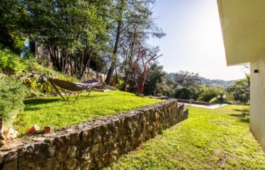 Современная Дизайнерская Вилла в центре Mougins