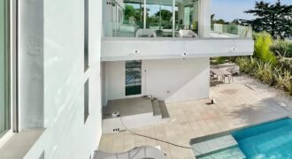 Magnificent Contemporary Villa in Le Cannet