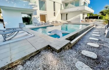 Magnificent Contemporary Villa in Le Cannet