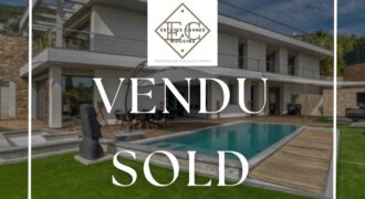 Stunning Contemporary Villa with Panoramic Sea Views 10 min from Cannes