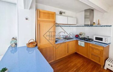 Очаровательный дом с бассейном, парковкой в самом центре Гольф-Жуана – всего в 5 минутах от моря