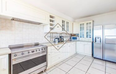 Villa avec vue mer panoramique à 180° – Emplacement idéal proche plage