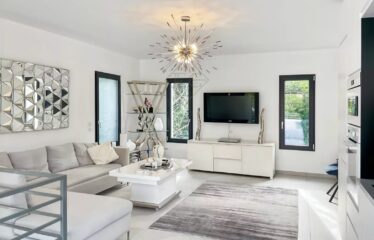 Charming Townhouse in Cannes – Just 10 Minutes from La Croisette