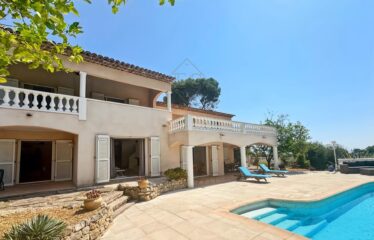 FOR SALE – CHARMING VILLA WITH SEA VIEW IN ANTIBES, ABSOLUTE CALM , GATED DOMAIN