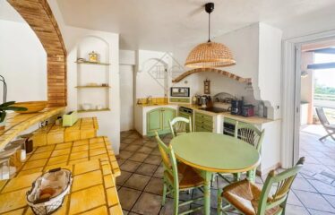 FOR SALE – CHARMING VILLA WITH SEA VIEW IN ANTIBES, ABSOLUTE CALM , GATED DOMAIN