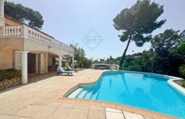 FOR SALE – CHARMING VILLA WITH SEA VIEW IN ANTIBES, ABSOLUTE CALM , GATED DOMAIN