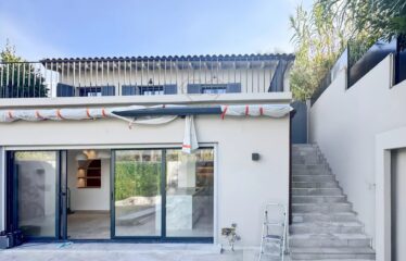 Contemporary Renovated Home with Pool – Mougins . Long term rentals
