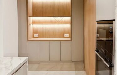 Великолепный дом после полной реконструкции — Мужен