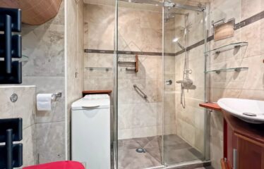 Апартаменты с выходом к морю Juin- les-Pins